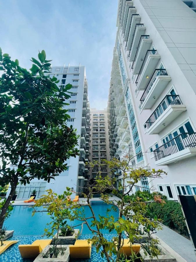 Jhezzstuffs Staycation Iloilo Zewnętrze zdjęcie